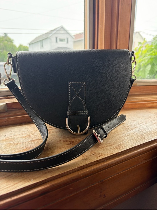 Urban Outfitters Handbags - Urban Outfitters Black Saddle Crossbody Bag - Sleek Everyday Style